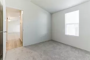 S Chinowth St, Visalia, CA 93277 - Photo 17