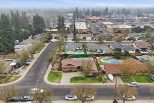 2718 Warwick Ln, Modesto, CA 95350 - Photo 31