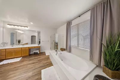 4021 Calais Court, Modesto, CA 95356 - Photo 31