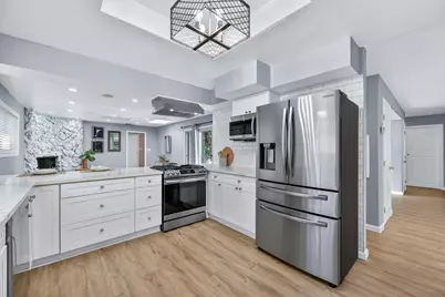 7171 Westmoreland Way, Sacramento, CA 95831 - Photo 17