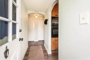 8057 Butternut Dr, Citrus Heights, CA 95621 - Photo 5