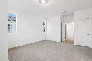 6443 Jacinto Ave, Sacramento, CA 95823 - Photo 29