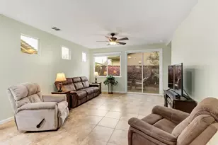 9882 Sheffield Way, Elk Grove, CA 95757 - Photo 19