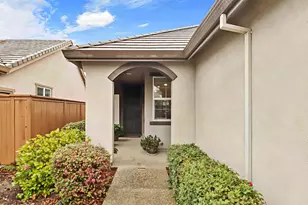 9882 Sheffield Way, Elk Grove, CA 95757 - Photo 3