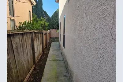 5141 Lady Di Way, Elk Grove, CA 95758 - Photo 19