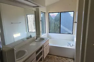 5141 Lady Di Way, Elk Grove, CA 95758 - Photo 13