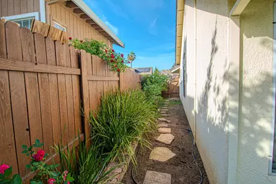 3904 Fawn Run Way, Antelope, CA 95843 - Photo 31