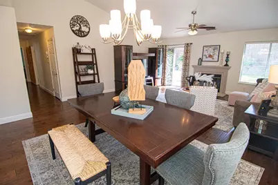 3904 Fawn Run Way, Antelope, CA 95843 - Photo 9