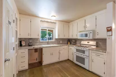 1329 Schulenberg Avenue, Modesto, CA 95350 - Photo 9