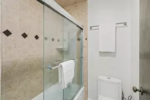 2238 Woodside Ln, Sacramento, CA 95825 - Photo 27