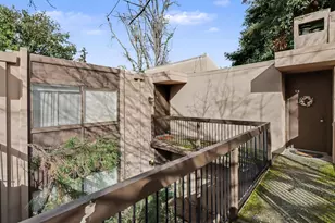 2238 Woodside Ln, Sacramento, CA 95825 - Photo 5