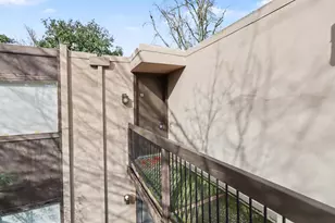 2238 Woodside Ln, Sacramento, CA 95825 - Photo 7