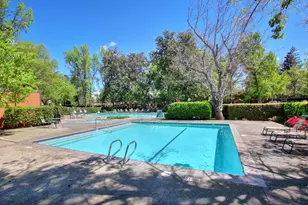 2238 Woodside Ln, Sacramento, CA 95825 - Photo 41