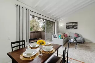 2238 Woodside Ln, Sacramento, CA 95825 - Photo 17