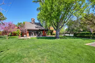 2238 Woodside Ln, Sacramento, CA 95825 - Photo 39