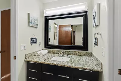 2238 Woodside Lane #13, Sacramento, CA 95825 - Photo 23