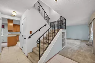 8572 Oakview Ln, Fair Oaks, CA 95628 - Photo 17