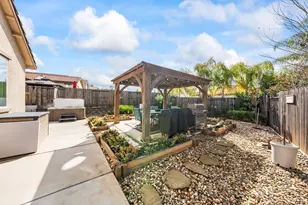 555 Honeysuckle Dr, Ione, CA 95640 - Photo 33