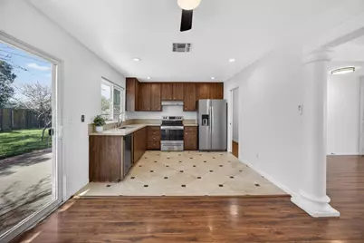 4312 Rosecreek Court, Sacramento, CA 95826 - Photo 11