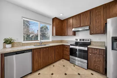 4312 Rosecreek Court, Sacramento, CA 95826 - Photo 13