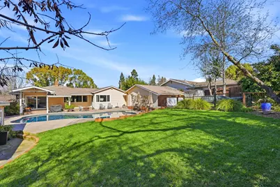 7724 Greenridge Way, Fair Oaks, CA 95628 - Photo 11