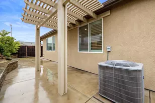 1640 Carrara Ln, Ripon, CA 95366 - Photo 39