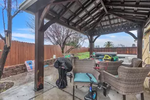 5231 St Moritz Ct, Sacramento, CA 95842 - Photo 25