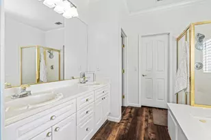 9975 River View Cir, Stockton, CA 95209 - Photo 21