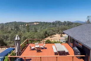 12233 Hilltop Dr, Grass Valley, CA 95949 - Photo 15