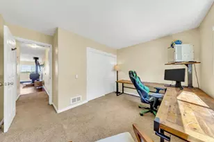 12233 Hilltop Dr, Grass Valley, CA 95949 - Photo 9