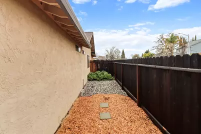 401 Tanner Court, Roseville, CA 95678 - Photo 39