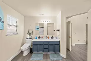 9038 Weeping Fig Way, Elk Grove, CA 95758 - Photo 35