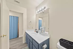 9038 Weeping Fig Way, Elk Grove, CA 95758 - Photo 31