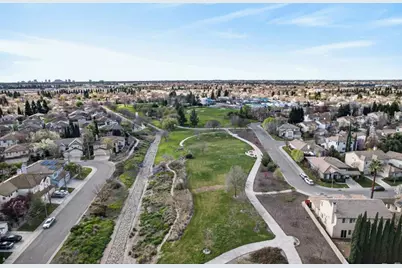 1840 Montara Avenue, Sacramento, CA 95835 - Photo 67