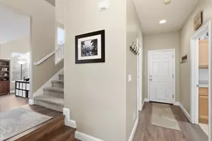 18 Holden Ct, Sacramento, CA 95835 - Photo 19