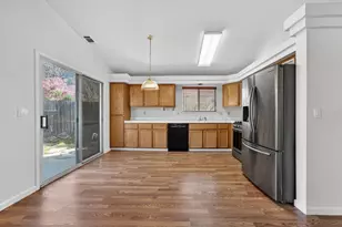 402 Rosewood Ct, Roseville, CA 95747 - Photo 7