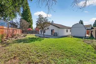 402 Rosewood Ct, Roseville, CA 95747 - Photo 21