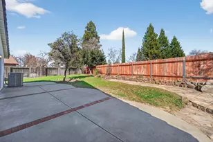 402 Rosewood Ct, Roseville, CA 95747 - Photo 19