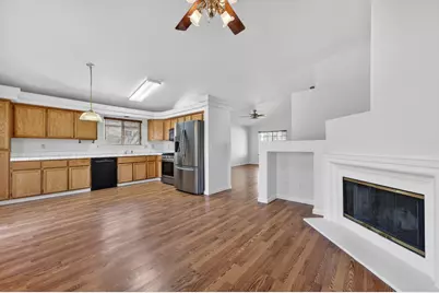 402 Rosewood Court, Roseville, CA 95747 - Photo 5