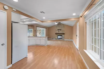 8704 Montiflora Court, Elk Grove, CA 95624 - Photo 9