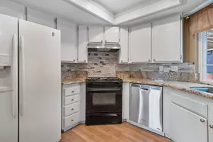 8704 Montiflora Ct, Elk Grove, CA 95624 - Photo 11