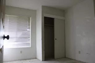 8282 Moorhaven Way, Sacramento, CA 95828 - Photo 9