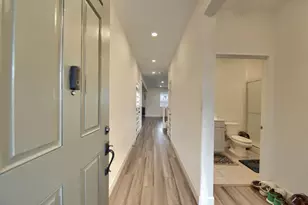 6628 Kaweah Ln, Stockton, CA 95219 - Photo 7