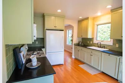 3757 Jeffrey Avenue, Sacramento, CA 95820 - Photo 3