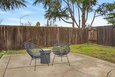 4428 Hedge Avenue, Sacramento, CA 95826 - Photo 31