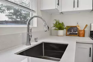 4428 Hedge Ave, Sacramento, CA 95826 - Photo 11