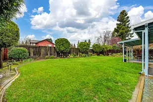 7611 Wynndel Way, Elk Grove, CA 95758 - Photo 41