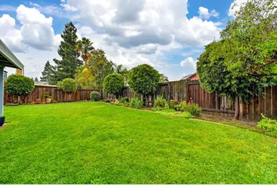 7611 Wynndel Way, Elk Grove, CA 95758 - Photo 43