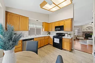 5131 Rosbury Dell Pl, Antelope, CA 95843 - Photo 7