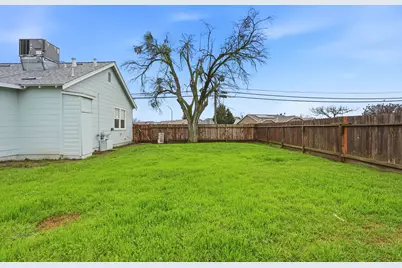 2410 E Gerard, Merced, CA 95341 - Photo 39